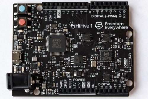 The HiFive board includes the open source FE310 SoC. (Image: SiFive)